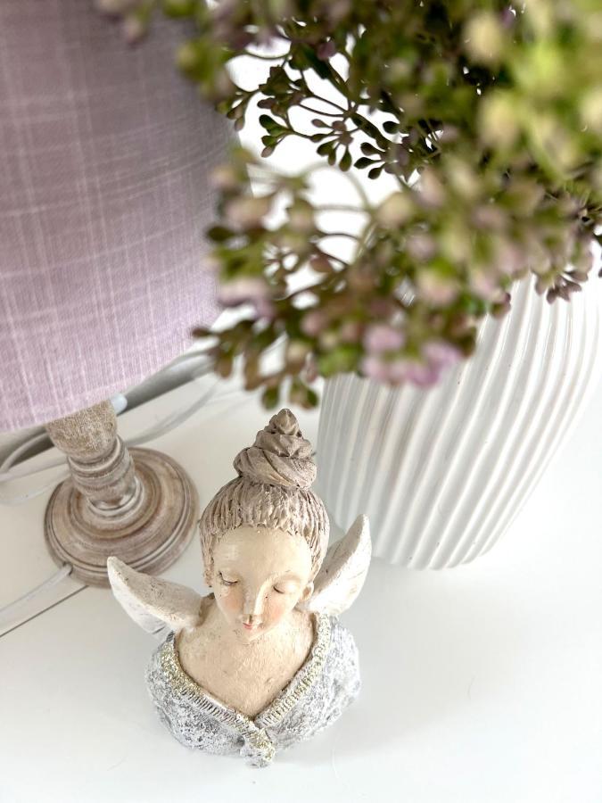 Schlafen Im Atelier - Einzigartiges Gaestezimmer Am Ammersee Apartment Schondorf am Ammersee Luaran gambar