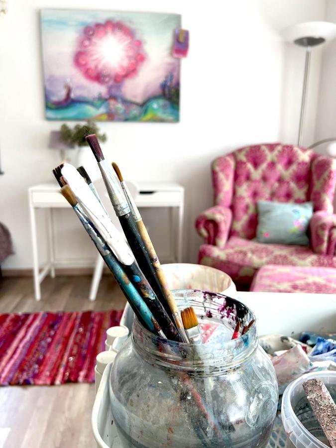 Schlafen Im Atelier - Einzigartiges Gaestezimmer Am Ammersee Apartment Schondorf am Ammersee Luaran gambar