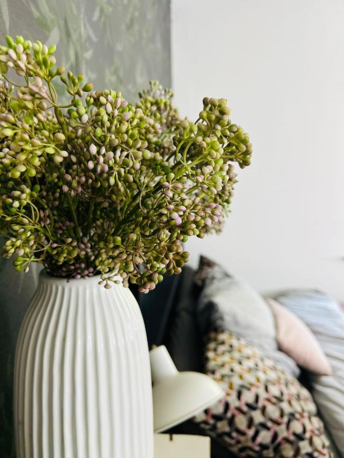 Schlafen Im Atelier - Einzigartiges Gaestezimmer Am Ammersee Apartment Schondorf am Ammersee Luaran gambar